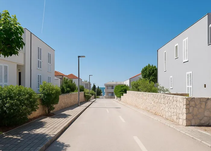 Sunny With Seaview 1314